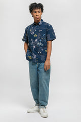 Aksara Rekah Biru Laut