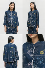 Aditi Rekah Biru Laut