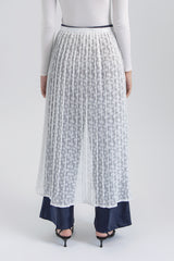 Off-white Floral Popla