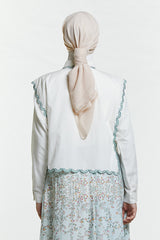 Off-white Embroidery Sabya