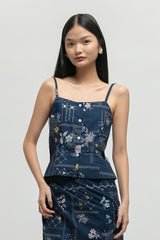 Tisa Rekah Biru Laut