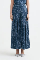 Tyas Jalin Biru Laut