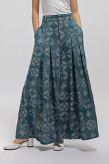 Tyas Kawung Biru Laut