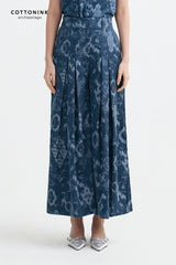 Tyas Jalin Biru Laut