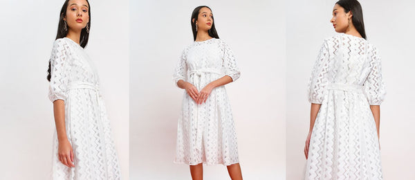 5 Referensi Outfit Pakaian Berwarna Putih Berdasarkan Occasion untuk Tampilan yang Fresh