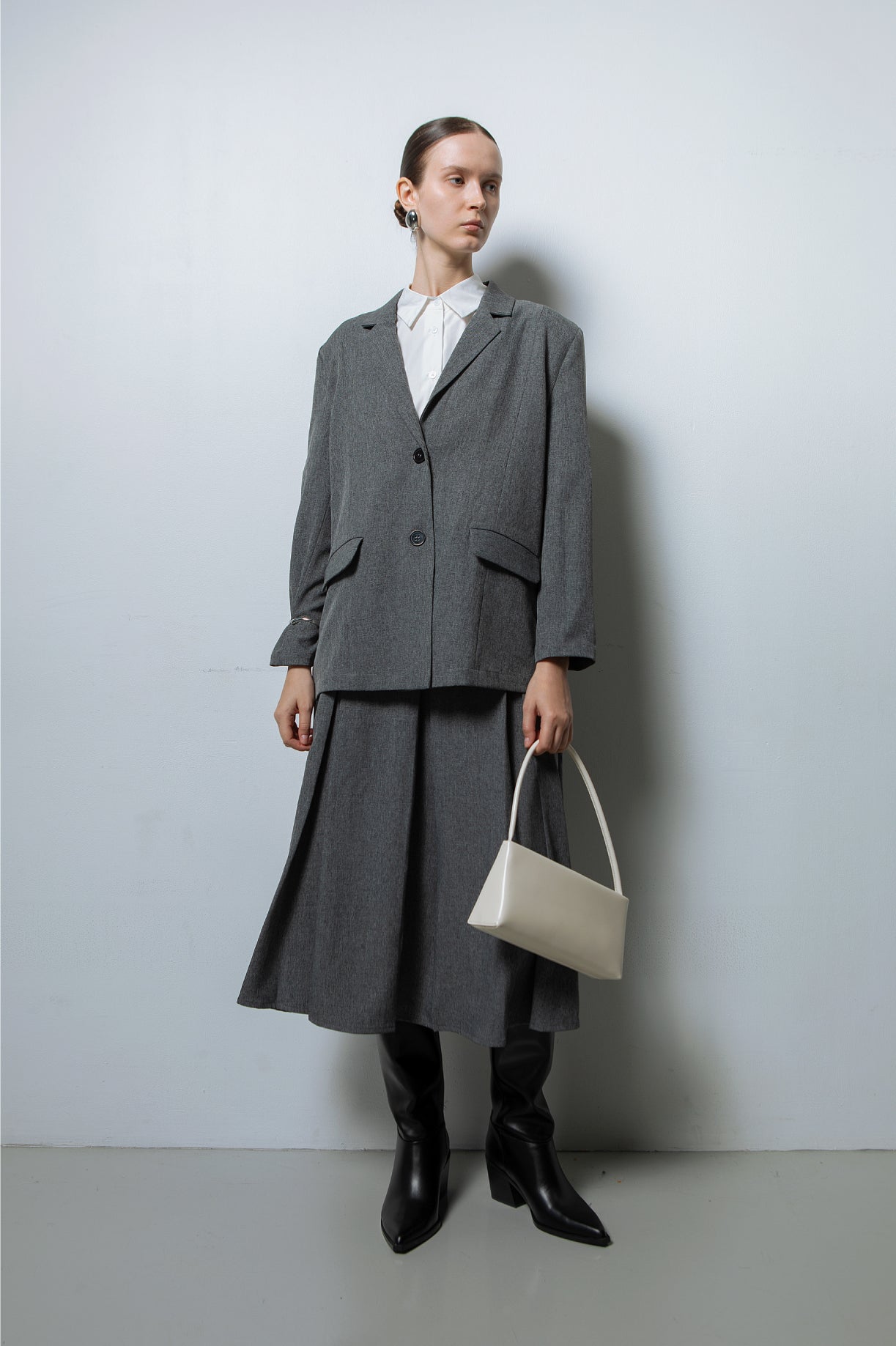 Studio Essentials: Style 3