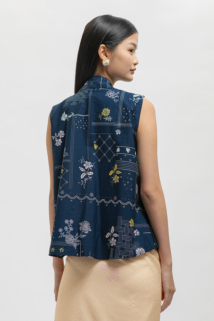 Arum Rekah Biru Laut