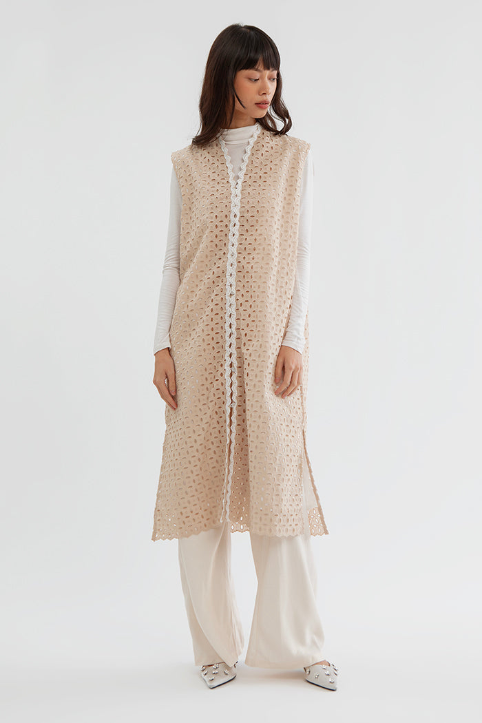 Beige Hala B