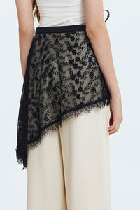 Black Floral Lace Wisp