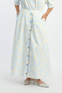Blue Daisy Wells