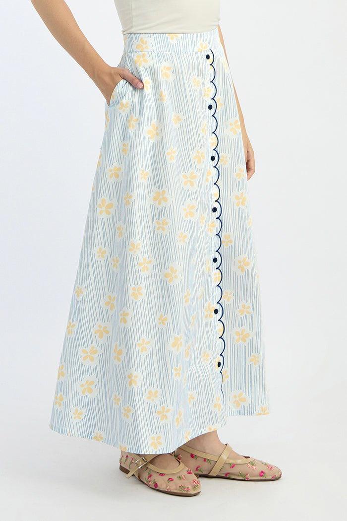 Blue Daisy Wells