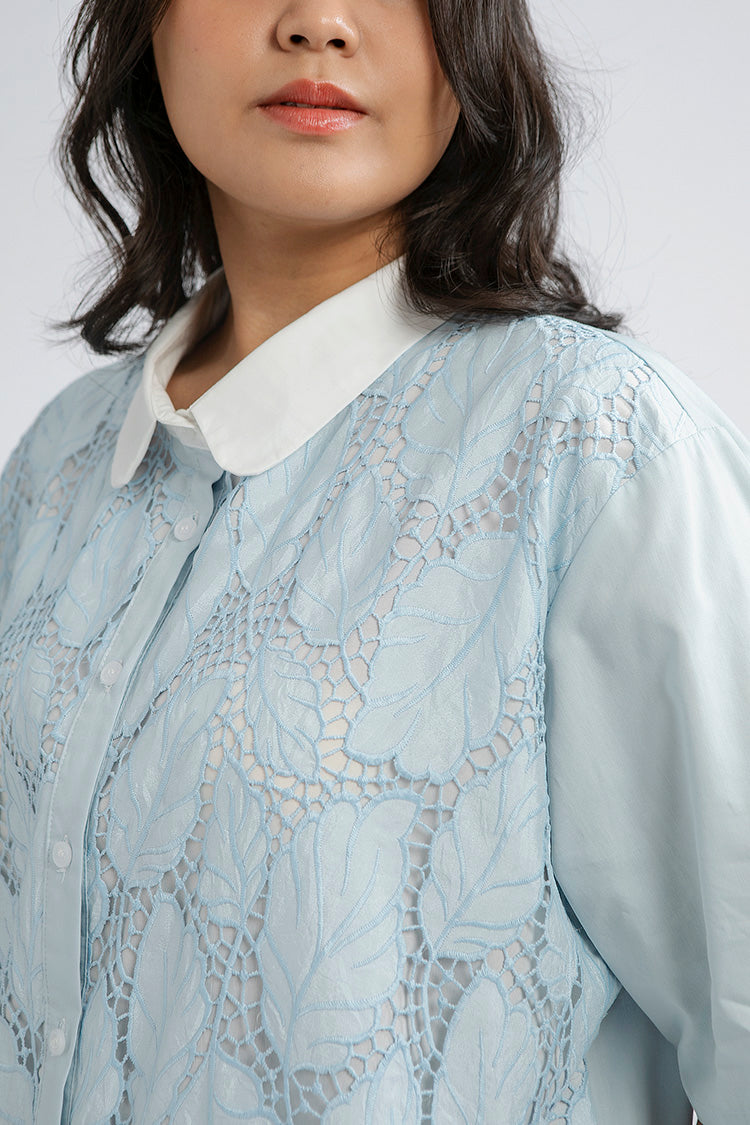 Blue Embroidered Rondo