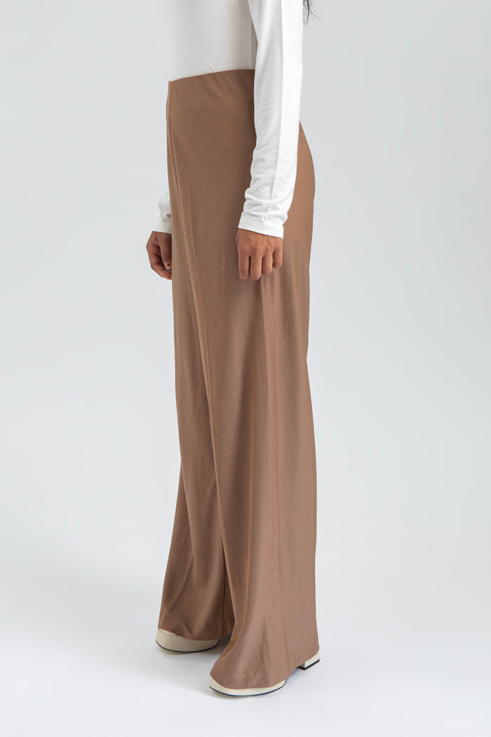 Brown Pama