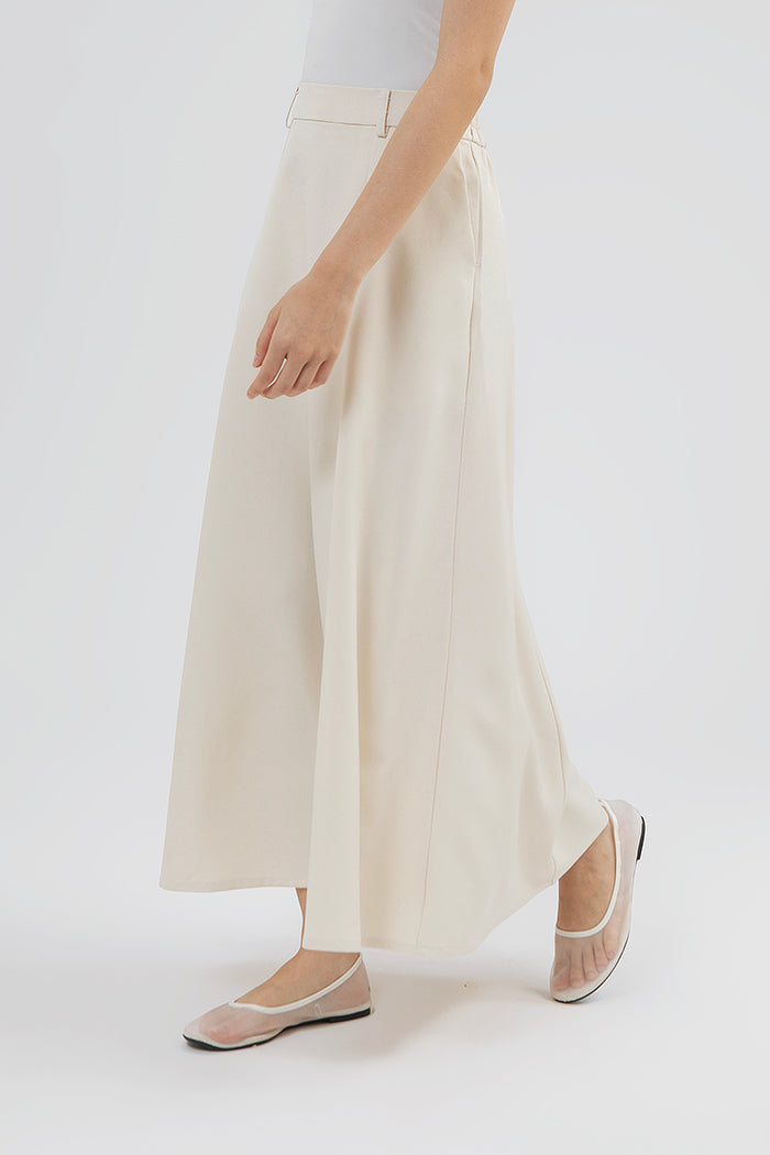 Cream Latta
