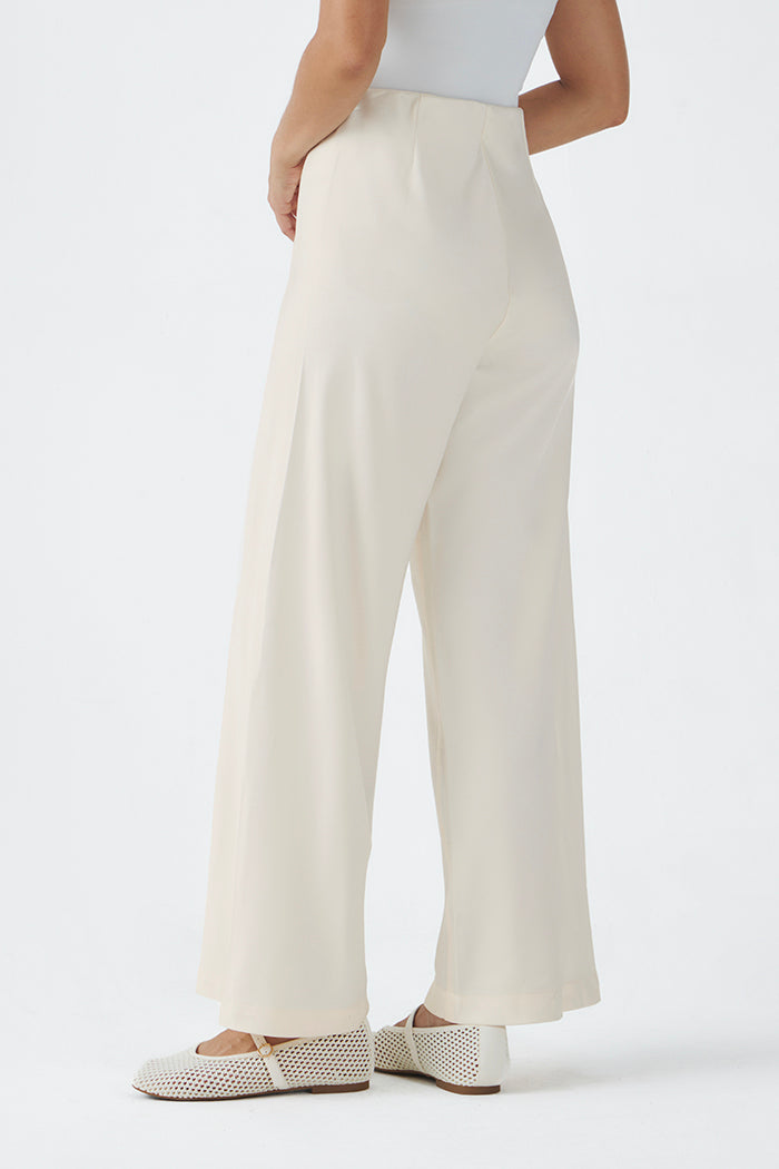 Cream Satin Pama