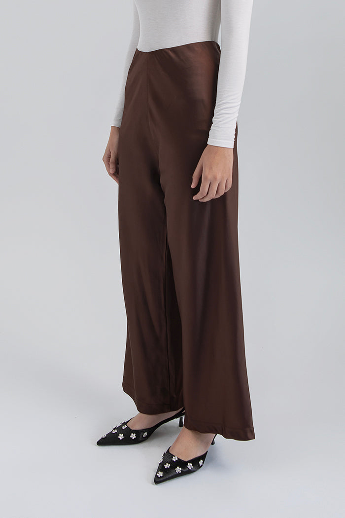 Dark Brown Satin Pama