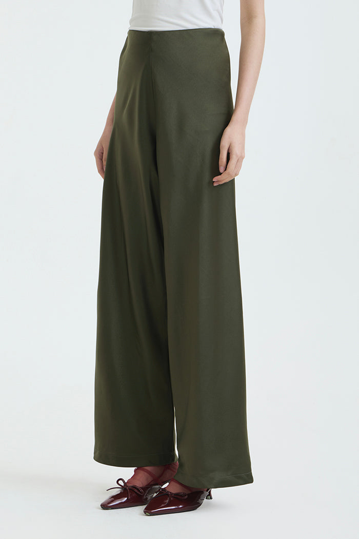 Dark Green Satin Pama