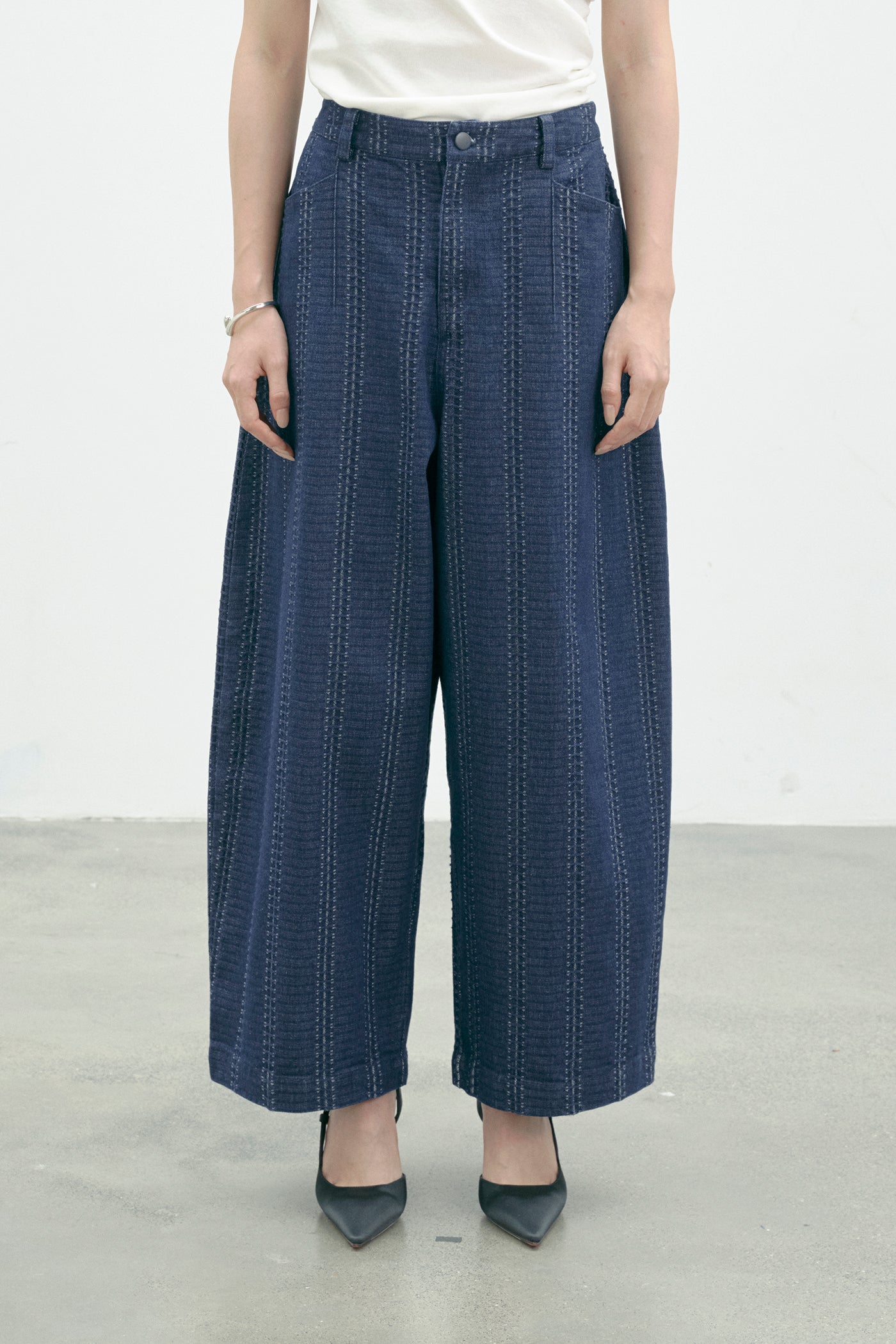 COTTONINKSTUDIO - Dark Denim Rowe