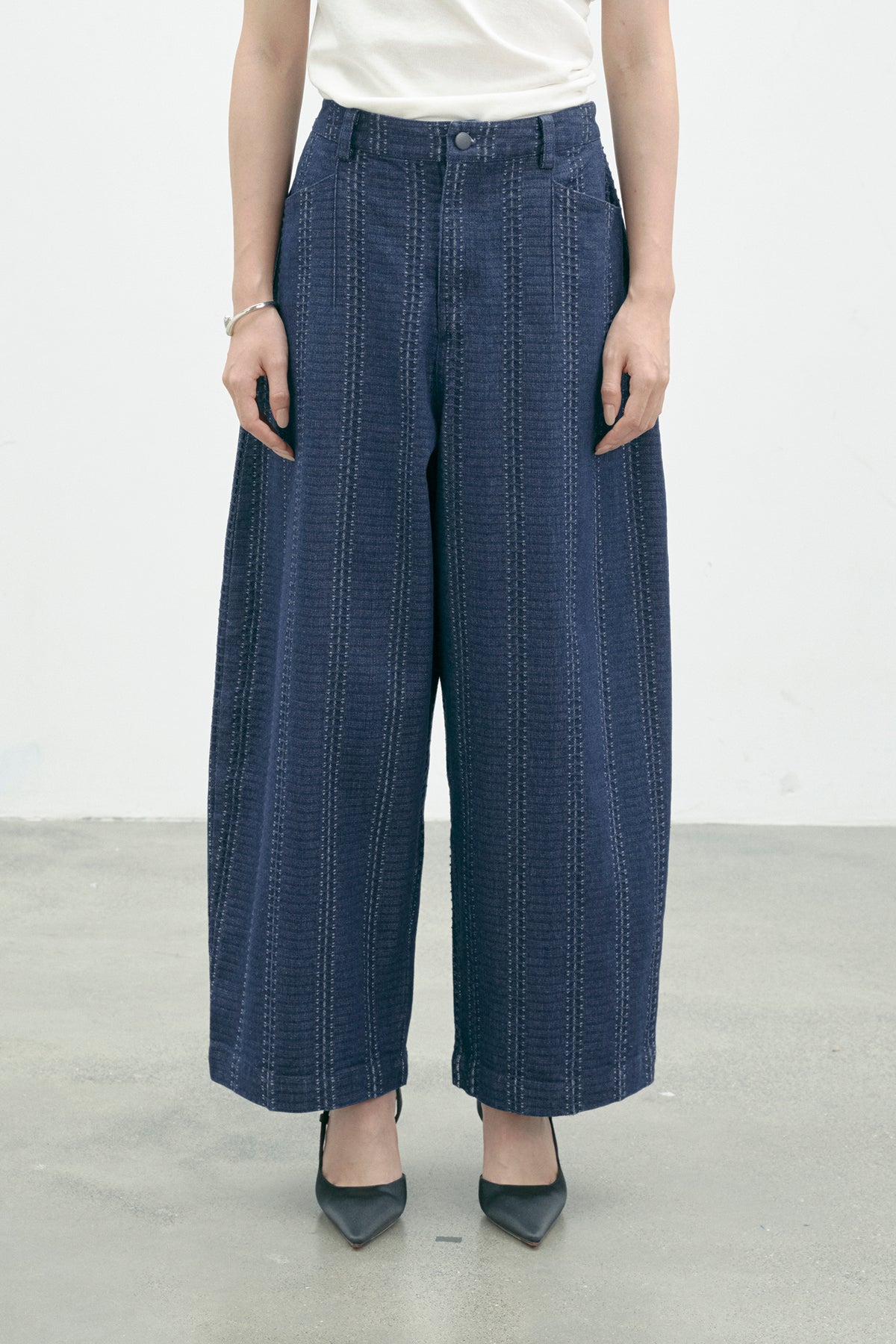 COTTONINKSTUDIO - Dark Denim Rowe