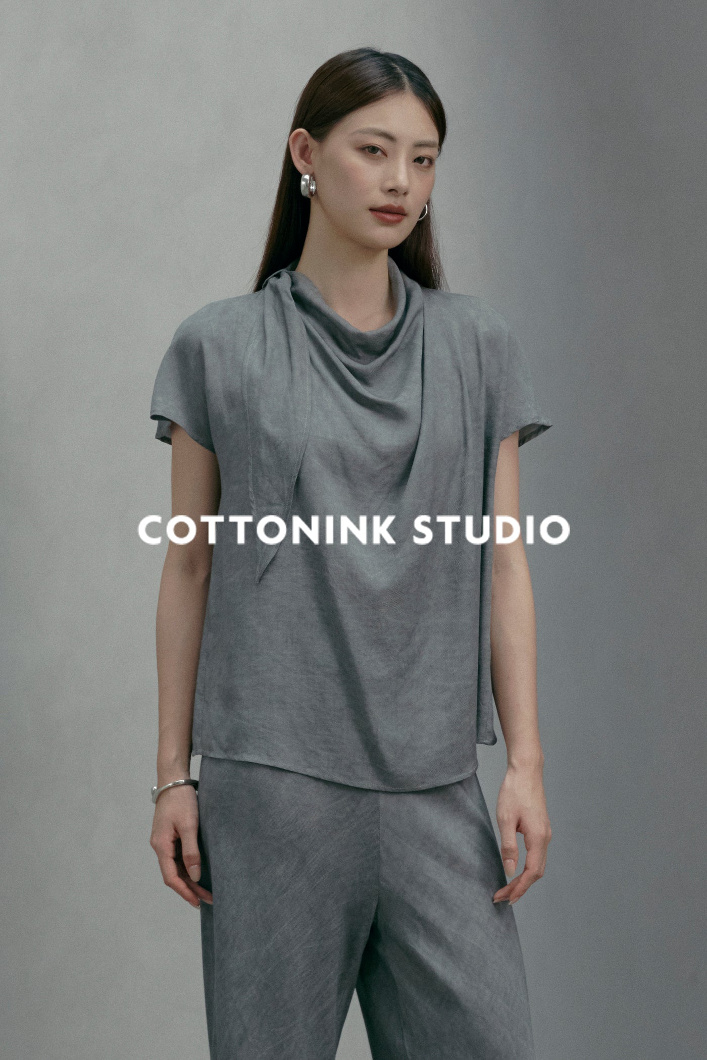 COTTONINKSTUDIO - Dark Grey Idora