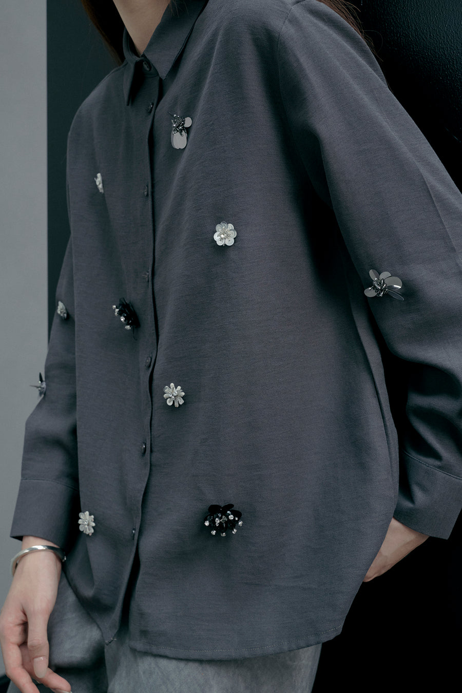 COTTONINKSTUDIO - Dark Grey Lowena