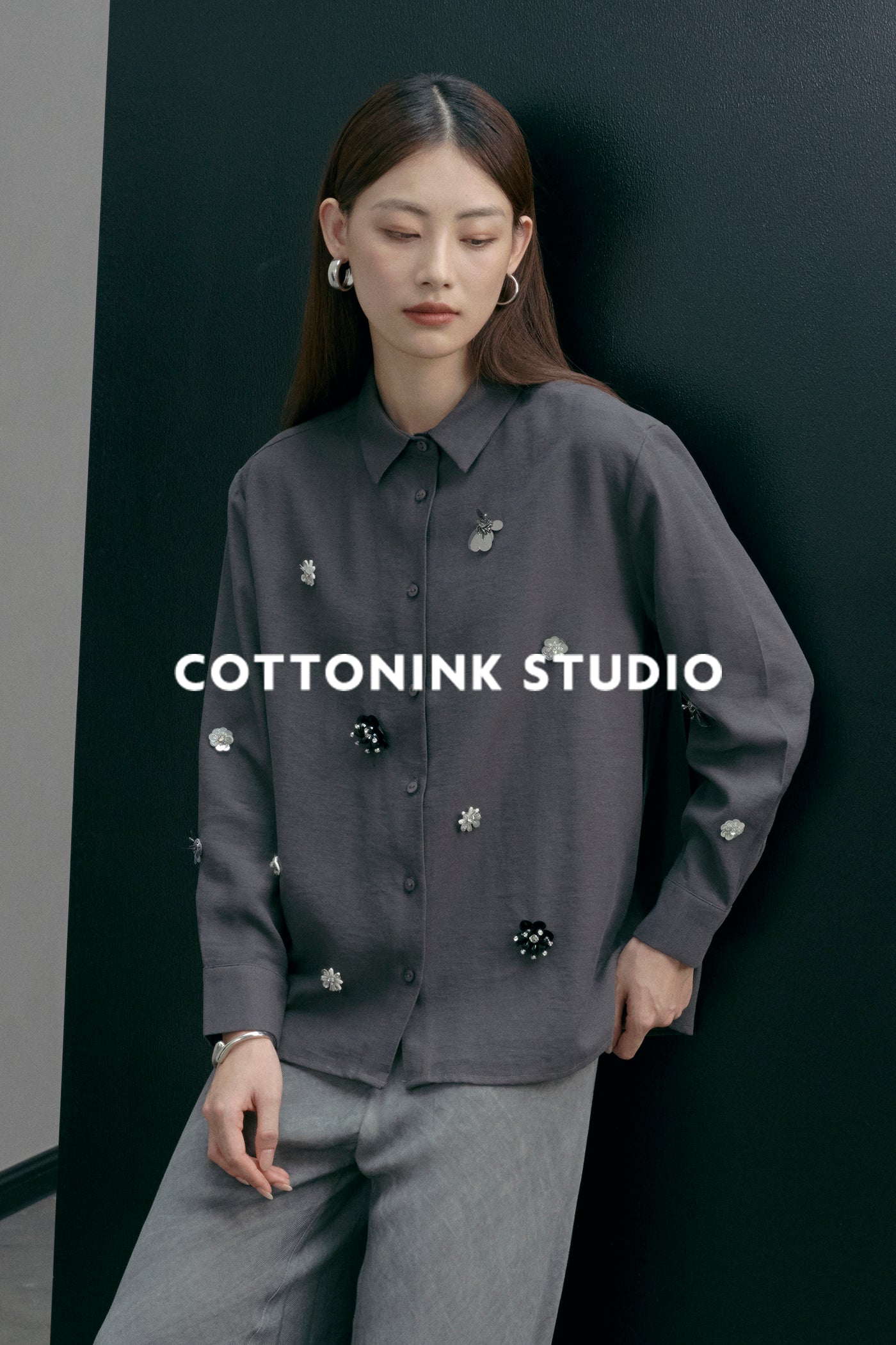 COTTONINKSTUDIO - Dark Grey Lowena