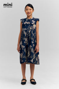 Delia Seruni Biru Laut
