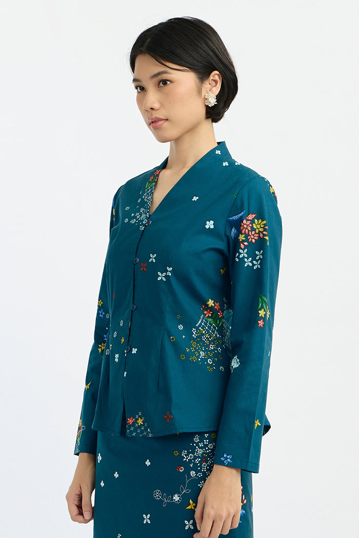 Dhara Puspa Biru