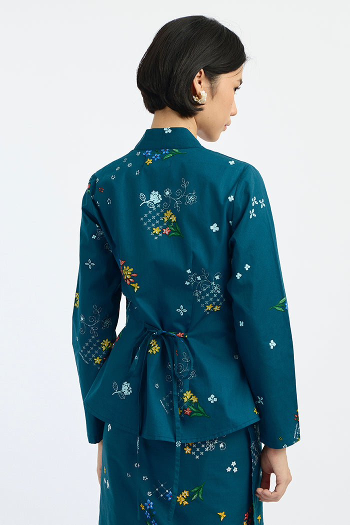 Dhara Puspa Biru