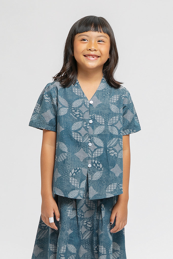 Elok Kawung Biru Laut