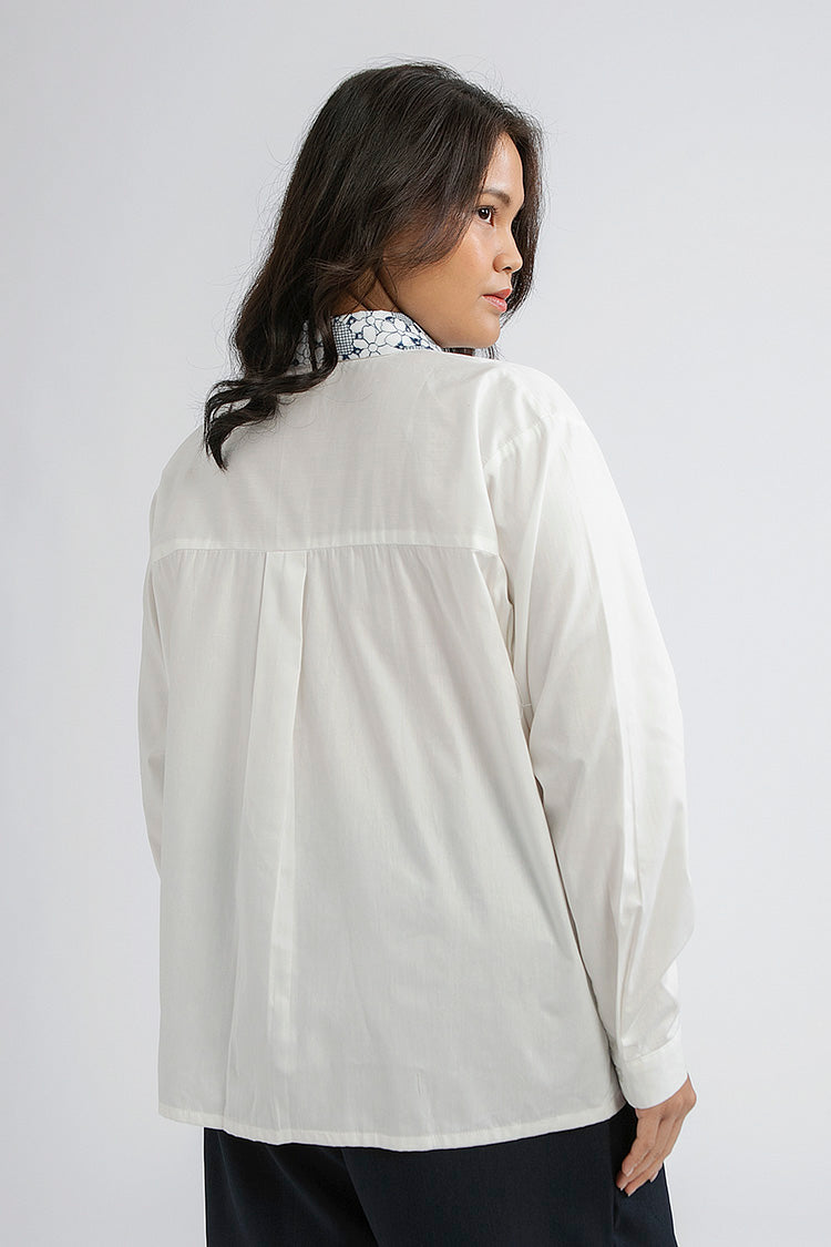 Floral Embroidery Atri