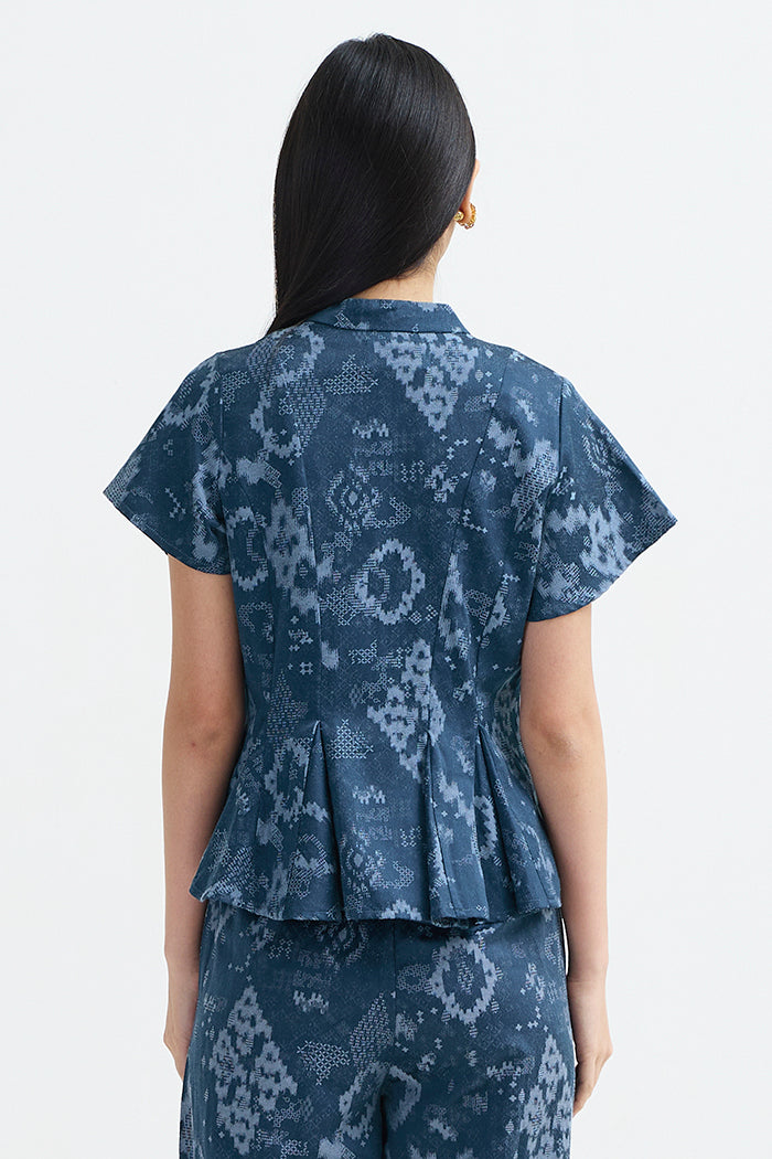 Ishani Jalin Biru Laut