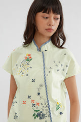 Kama Puspa Krem-Hijau