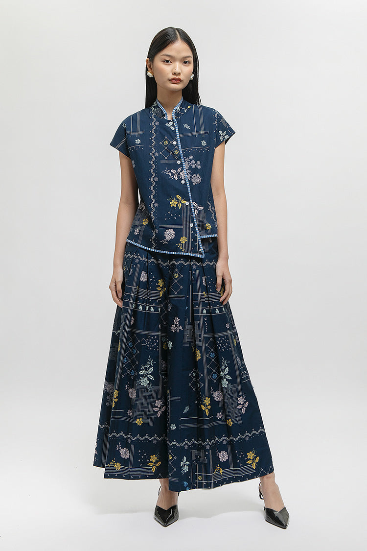 Kama Rekah Biru Laut