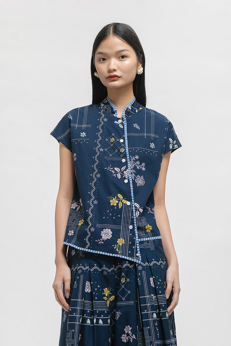 Kama Rekah Biru Laut