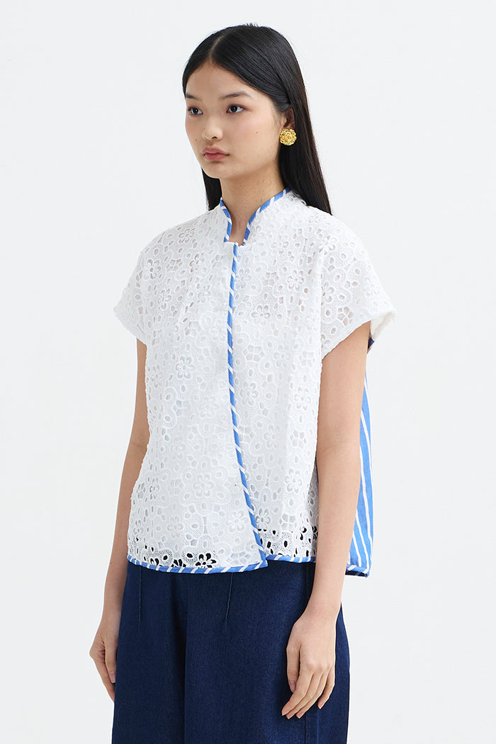 Kama Bordir Garis Biru