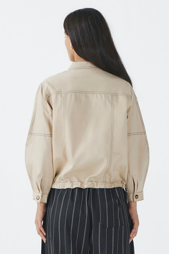 Khaki Svea
