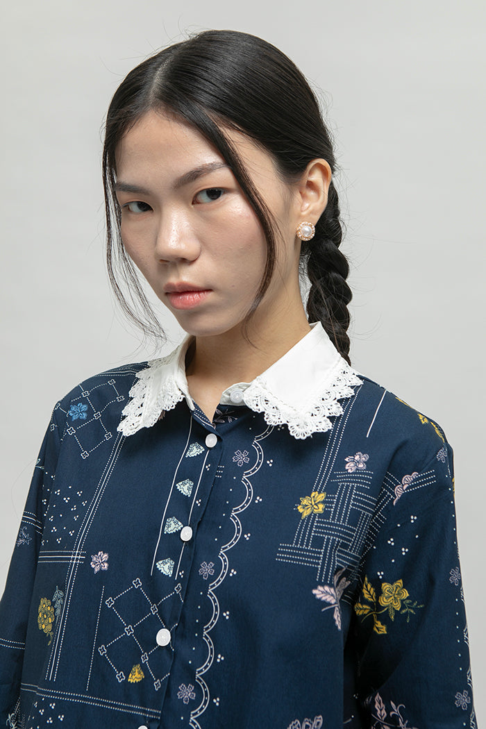 Laras Rekah Biru Laut