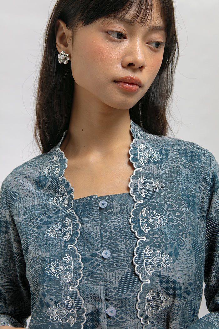 Latika Kawung Biru Laut