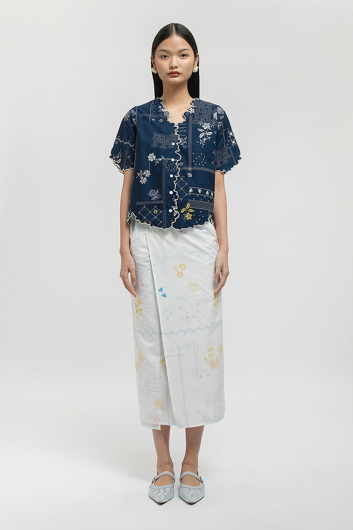 Layal Rekah Biru Laut