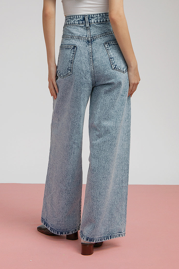 Light Wash Denim Cherie