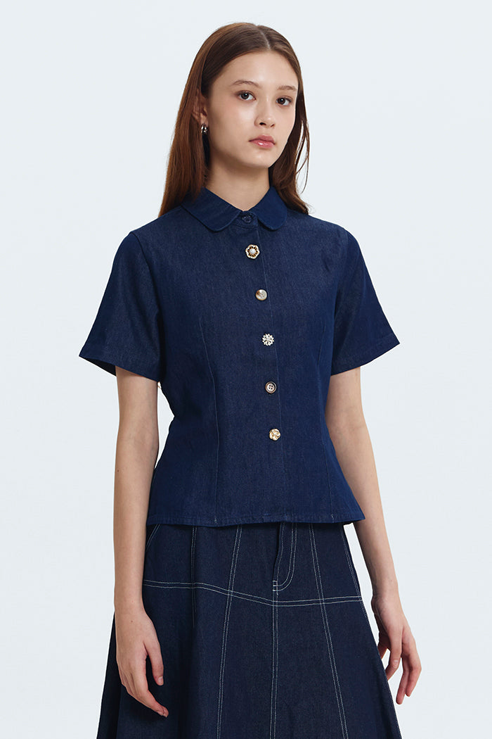 Mismatched Button Loreto
