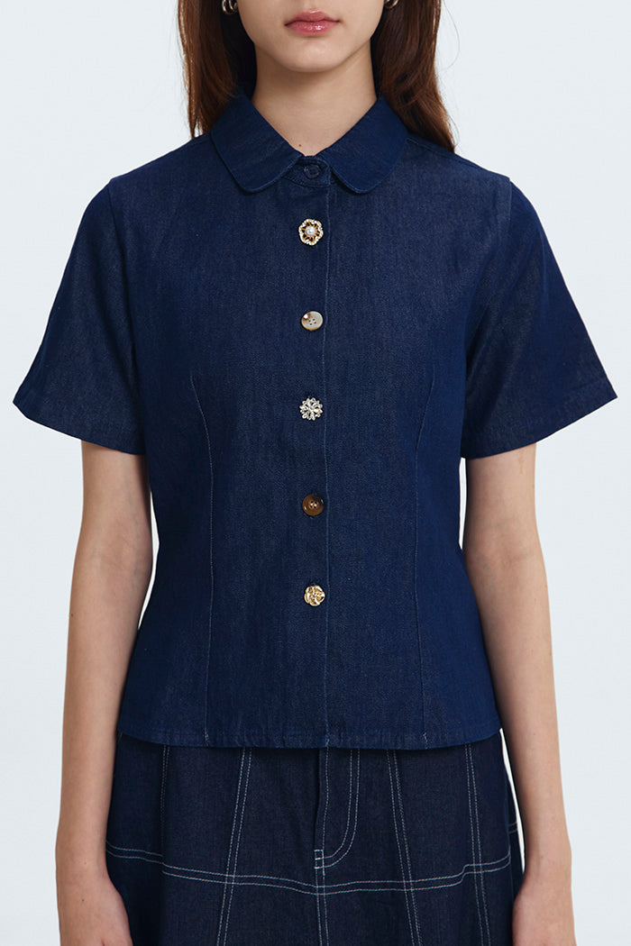 Mismatched Button Loreto