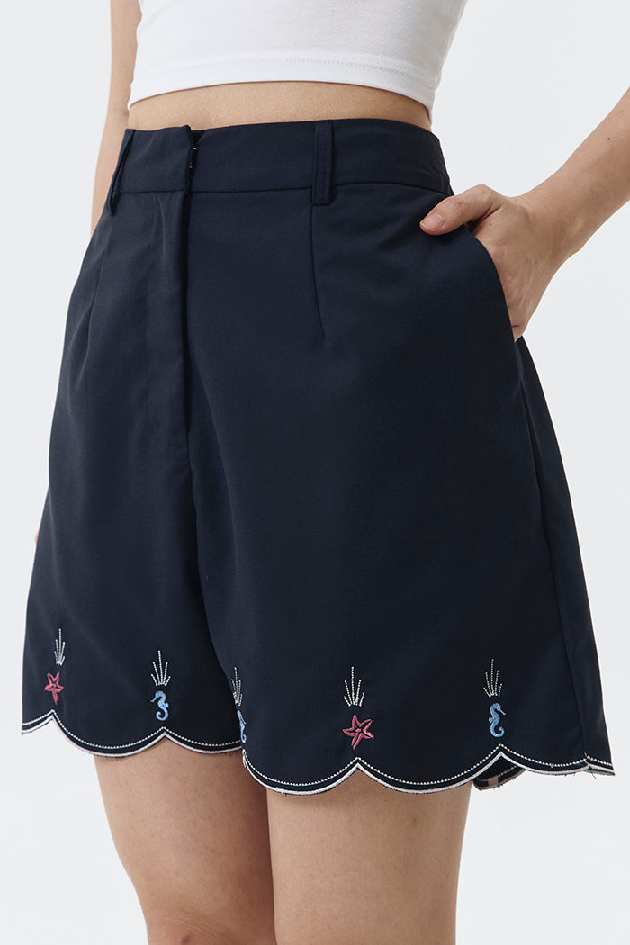 Navy Canoli B