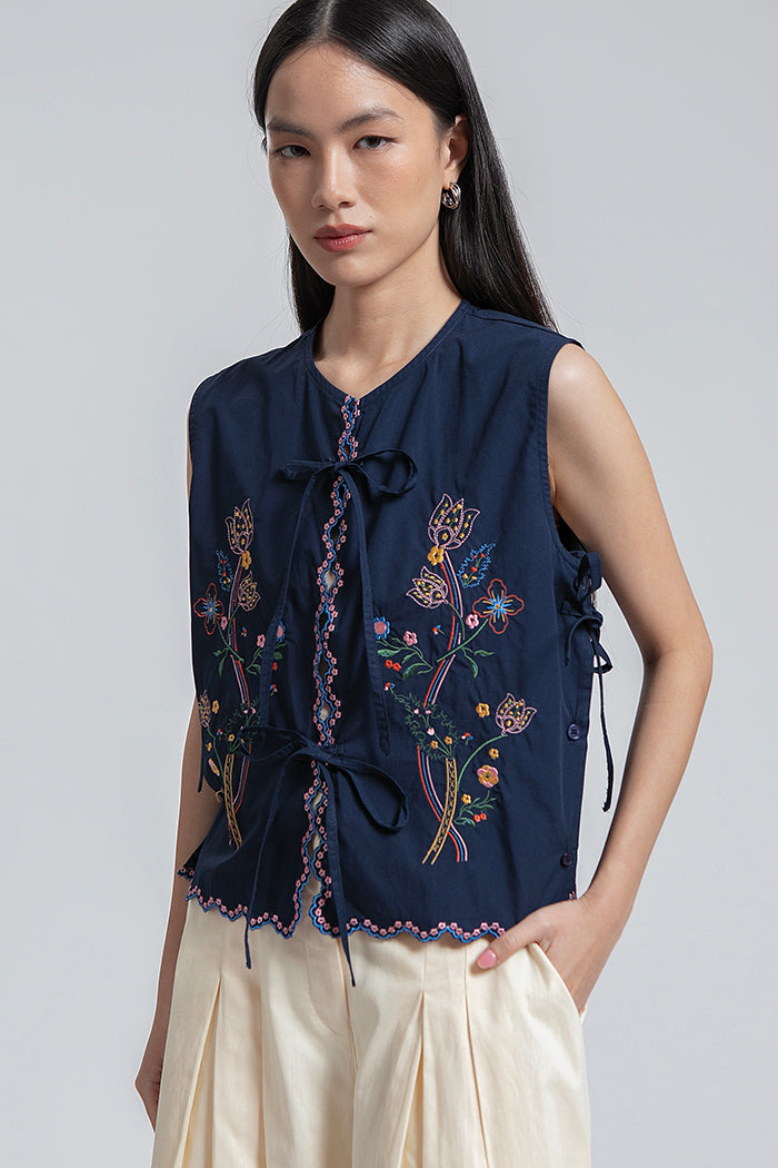 Navy Embroidery Pino