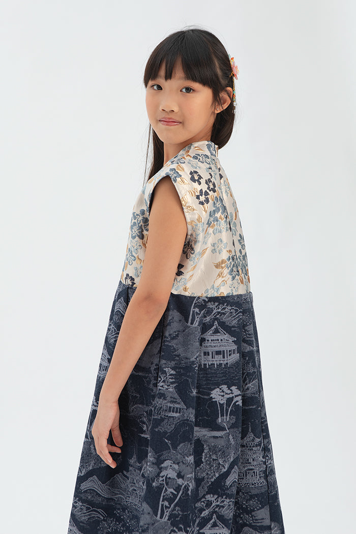 Navy Floral Riri