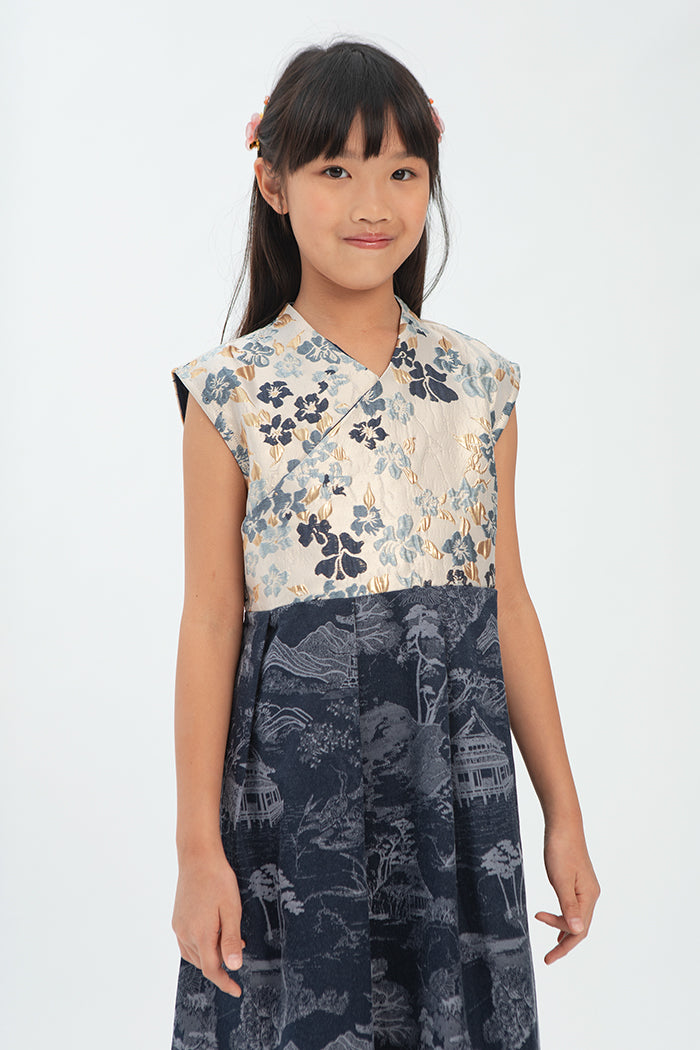 Navy Floral Riri
