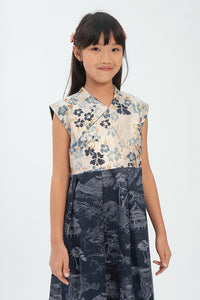 Navy Floral Riri