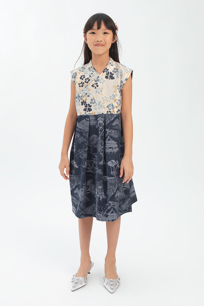 Navy Floral Riri