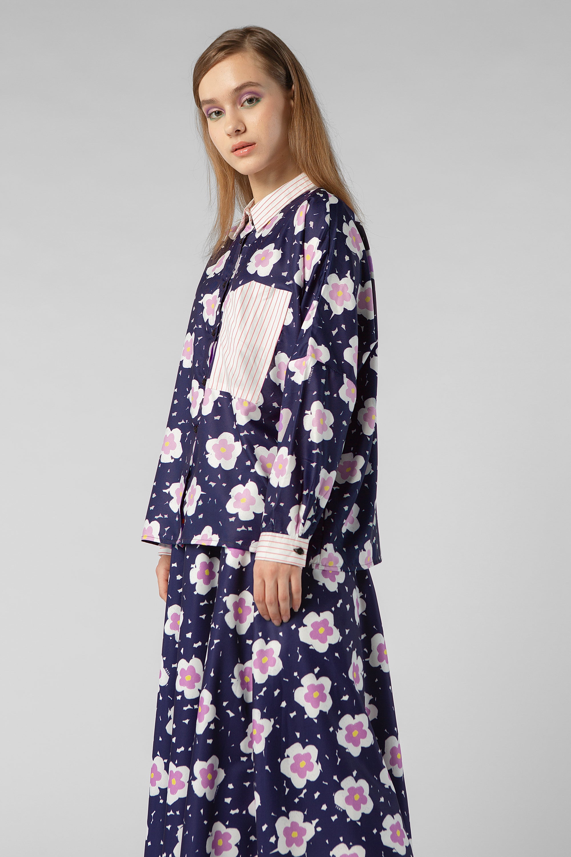 Navy Sakura Devon